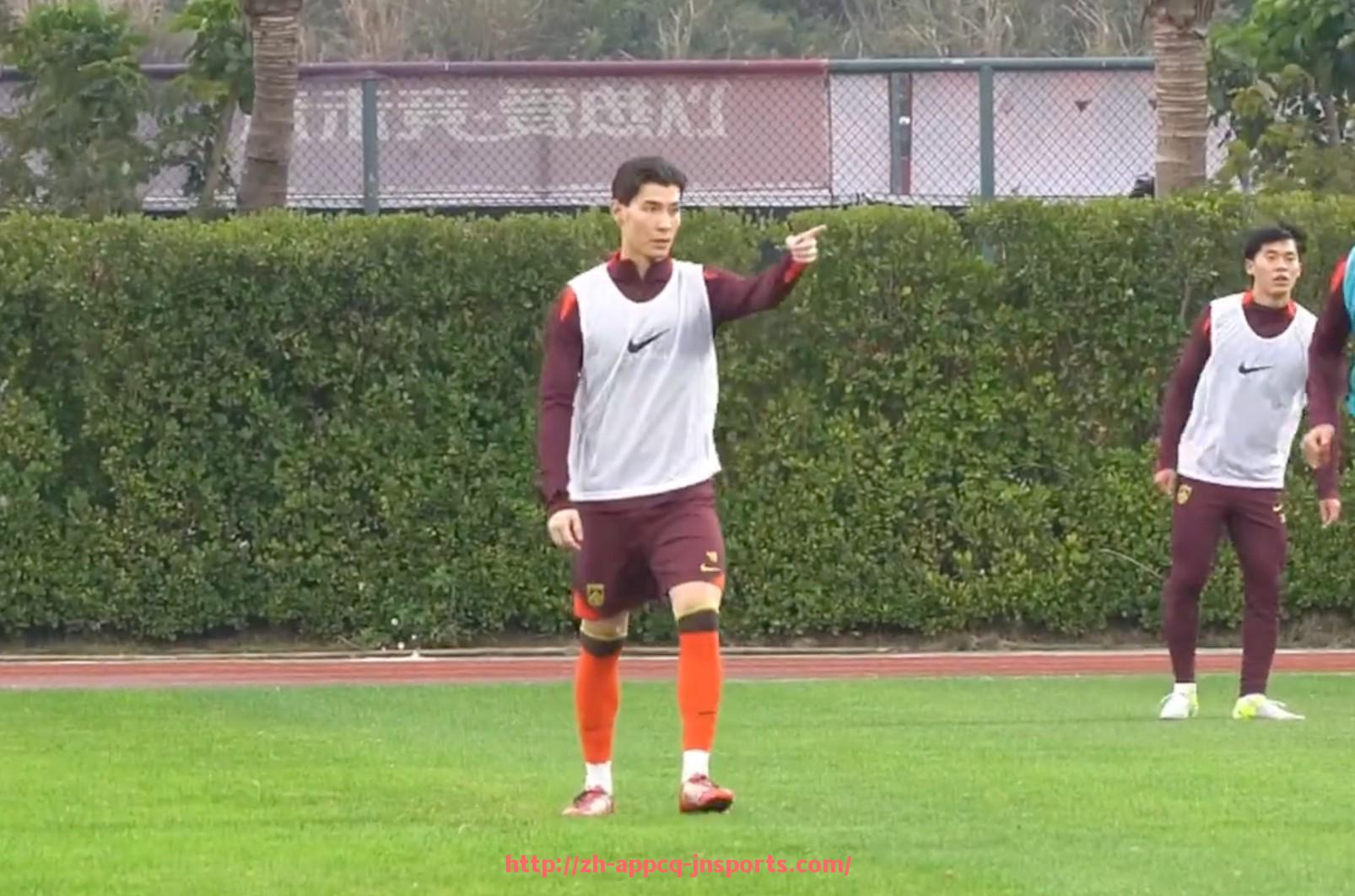 江南体育APP-CBA中谁踢足球好？：跨界运动员在足球场上的表现与评价