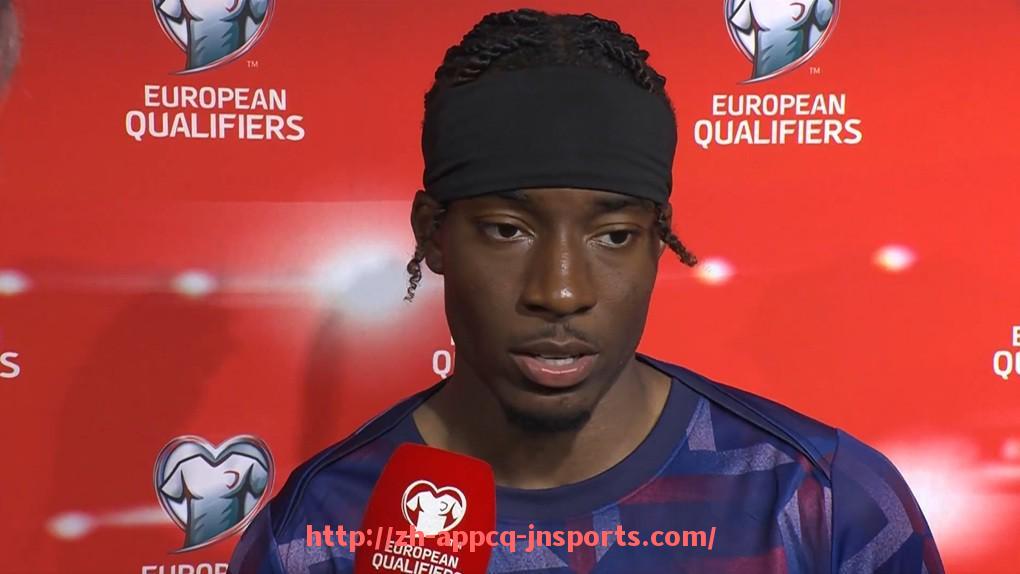 江南体育APP-法甲顶级比赛盘点：战术对决与明星碰撞