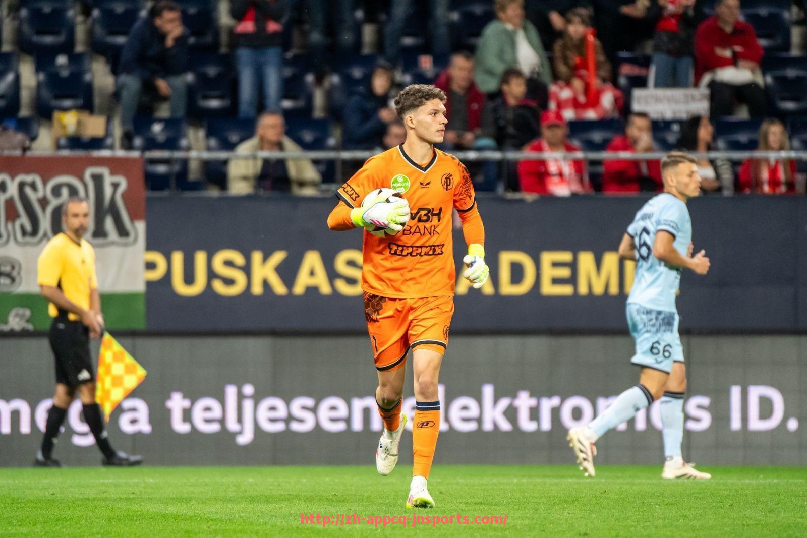 江南体育APP-西甲联赛中黄牌消除规则与黄牌对比赛的影响